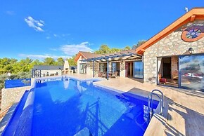 Villa Angie