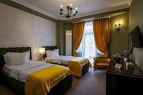 Lido by Phoenicia
