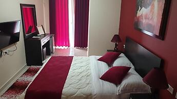 Haris Hotel