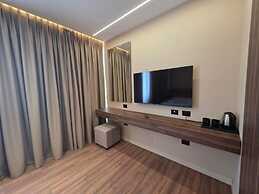 Haris Hotel