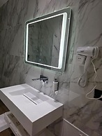 Haris Hotel