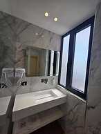 Haris Hotel
