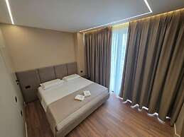 Haris Hotel