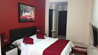Haris Hotel