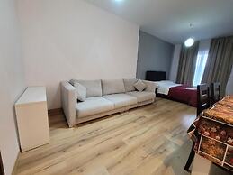 Haris Hotel