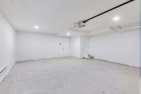 New Luxury Townhome 27