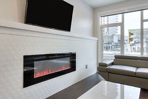 New Luxury Townhome 27
