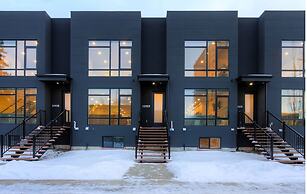New Luxury Townhome 27