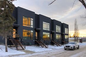 New Luxury Townhome 29