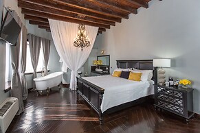 Hotel Industria
