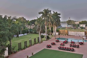 Hotel President Cottage Resort