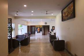 Hotel President Cottage Resort