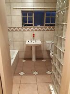 8 Soenie Avenue Self Catering