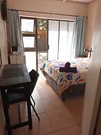 8 Soenie Avenue Self Catering
