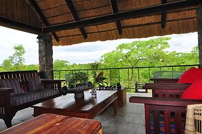 Rafiki Safari Camp