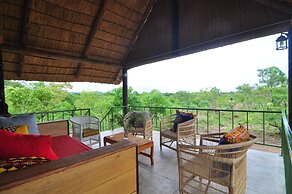 Rafiki Safari Camp