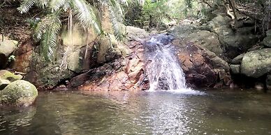 Aloalo Beach Kabira