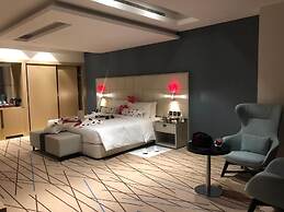 Cristal Amaken Hotel