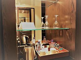 Cristal Amaken Hotel