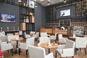 Cristal Amaken Hotel