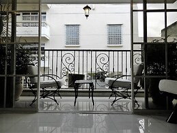 Hotel La Colonia