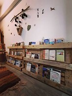 Kuyu Beergarden Hostel