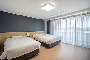Cheongpung Resort Lake Hotel