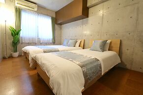 Kurosaki House
