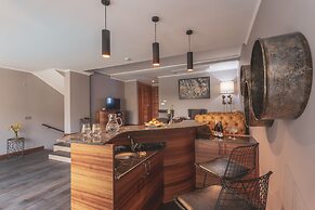 Orka Cove Hotel Penthouse & Suites - Adults Only