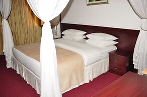 Hotel Brovad Masaka