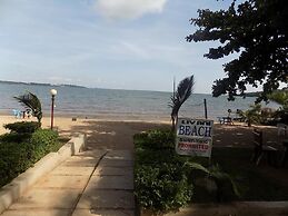 Livani Beach Motel