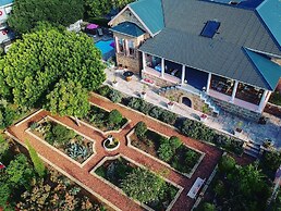 Bettys Boutique Hotel