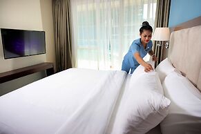 Olympia City Hotel by Dara