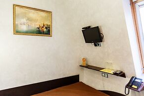 Tsaritsynskiy Hotel