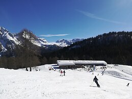 Casa Mirandola