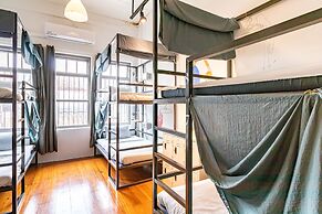 Yu Cafe Hostel