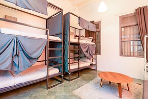 Yu Cafe Hostel