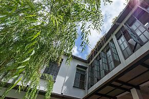 Yu Cafe Hostel