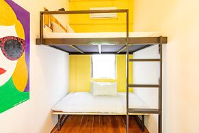 Yu Cafe Hostel