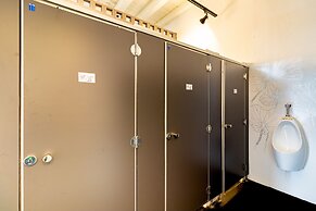 Yu Cafe Hostel