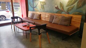 Yu Cafe Hostel