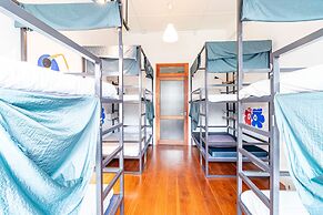 Yu Cafe Hostel