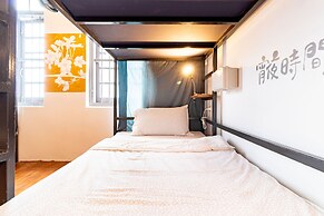 Yu Cafe Hostel