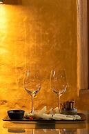 10GR Boutique Hotel and Wine Bar