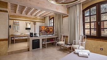 10GR Boutique Hotel and Wine Bar