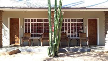 Khan River Lodge