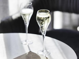 Hotel Chadstone Melbourne MGallery Collection