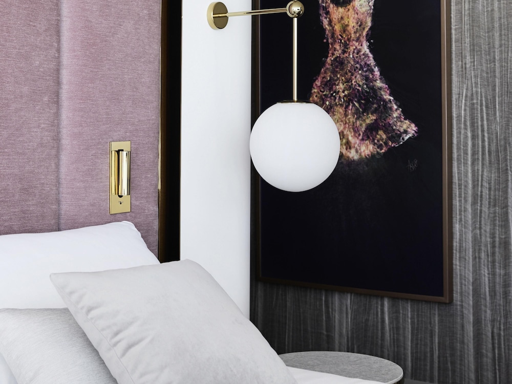Hotel Chadstone Melbourne MGallery Collection