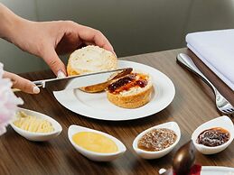 Hotel Chadstone Melbourne MGallery Collection