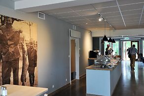 Tiraholms hotell
